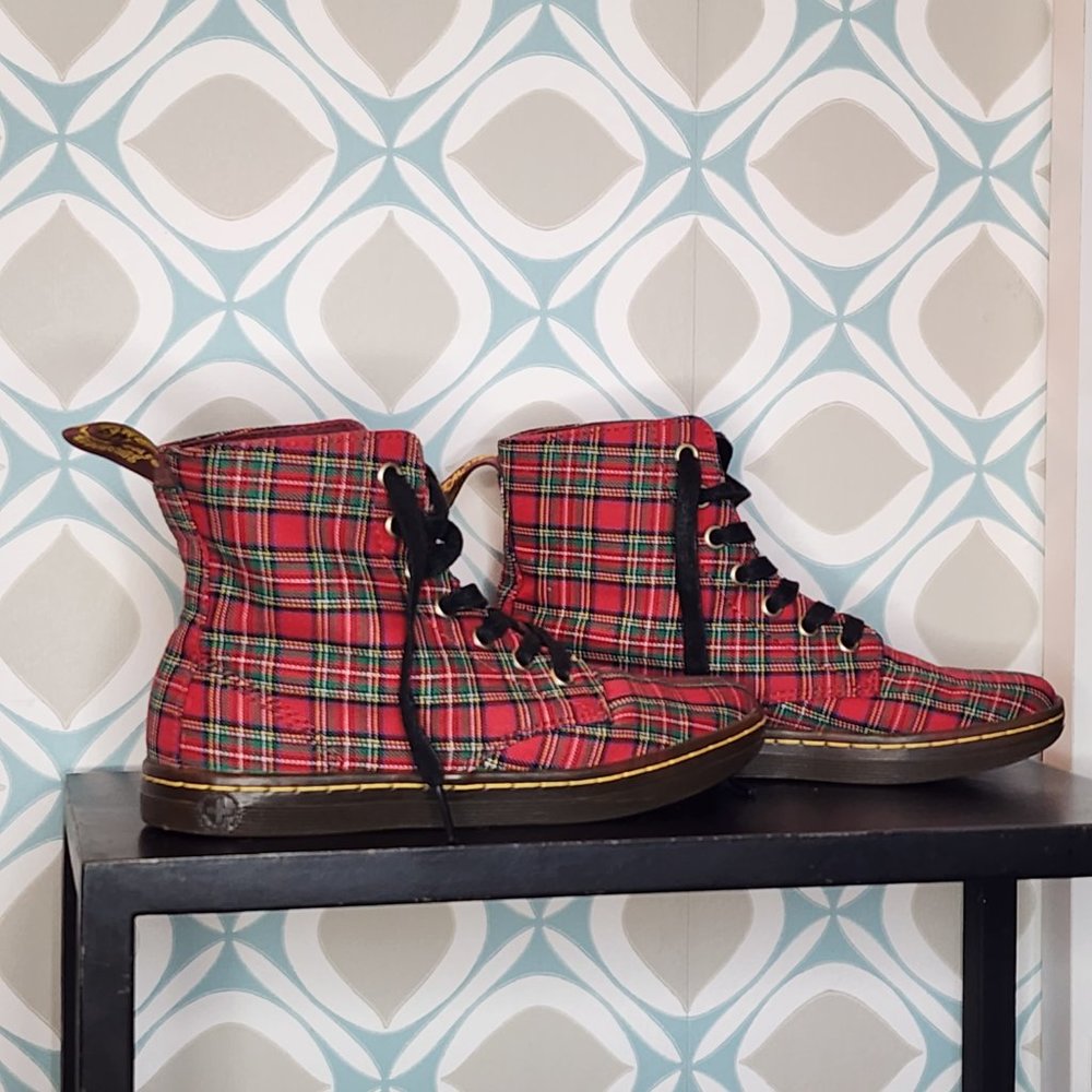*EUC* Dr Martens "Hackney" Tartan Plaid Canvas Ankle Boot, sz US 5/EU 36